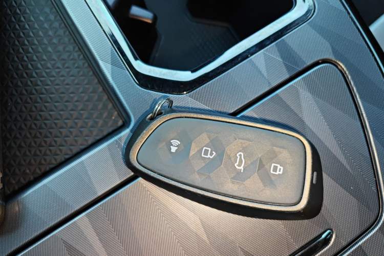 Used Haval XY 2022 1.5T ZhiZun Edition Vehicle Key