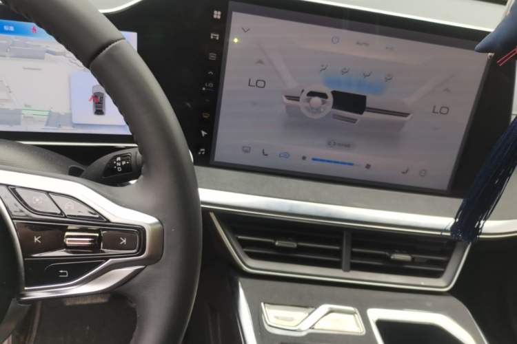 Used Haval XY 2022 1.5T Smart Edition Audio And AC Panel