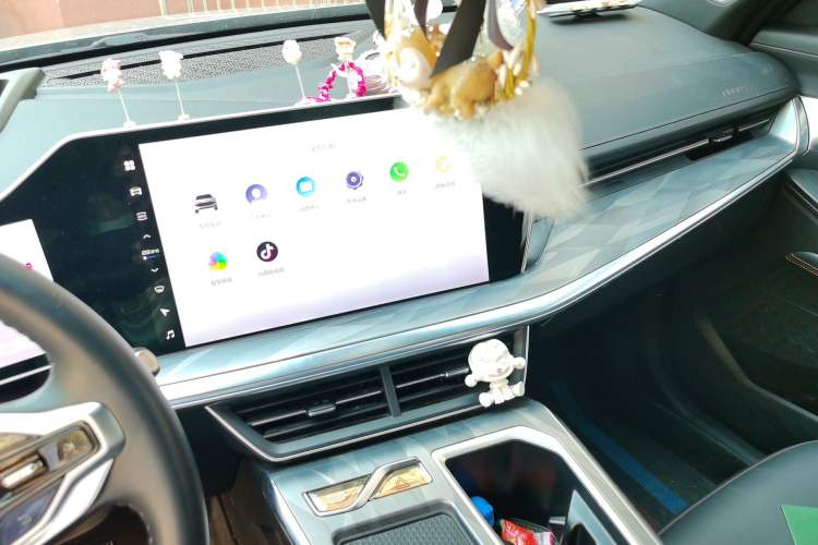 Used Haval XY 2022 1.5T Smart Edition Audio And AC Panel