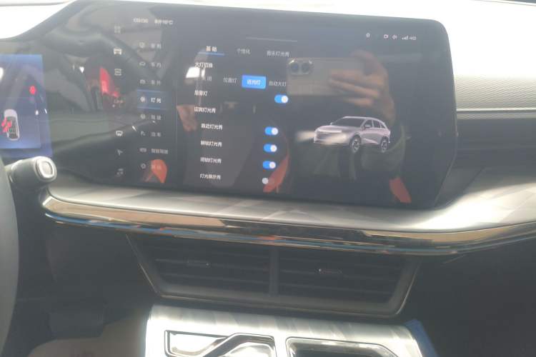 Used Haval XY 2022 1.5T ZhiZun Edition Audio And AC Panel