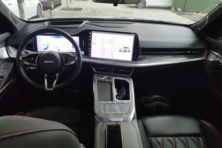 Used Haval XY 2022 1.5T Smart Edition Center Console