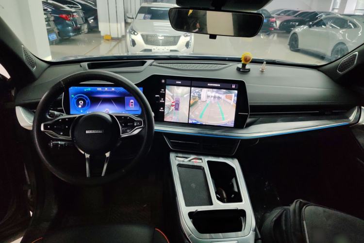 Used Haval XY 2022 1.5T Smart Edition Center Console