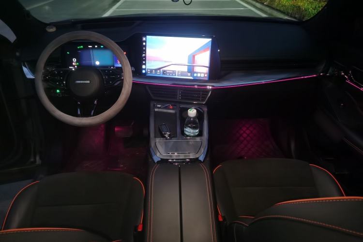 Used Haval XY 2022 1.5T ZhiZun Edition Center Console
