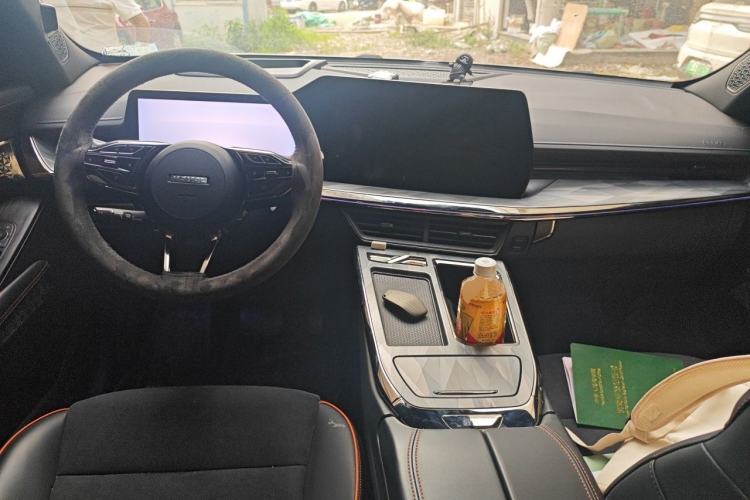 Used Haval XY 2022 1.5T ZhiZun Edition Center Console