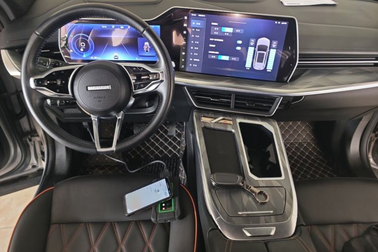 Used Haval XY 2022 1.5T Smart Edition Center Console