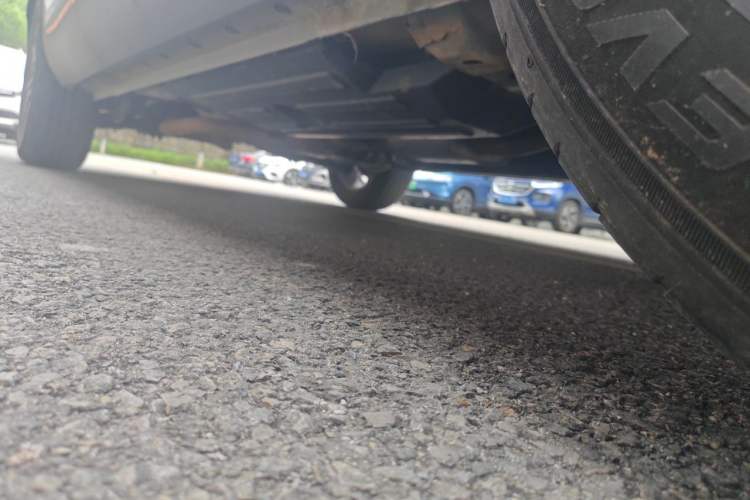 Used Haval XY 2022 1.5T Smart Edition Chassis Front Right