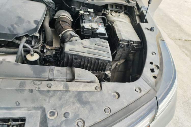Used Haval XY 2022 2.0T Smart Edition Engine Bay Left
