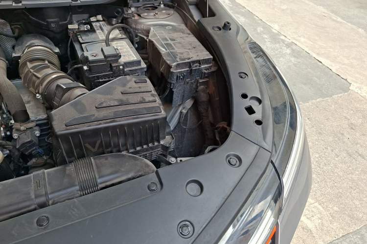Used Haval XY 2022 2.0T Smart Edition Engine Bay Left