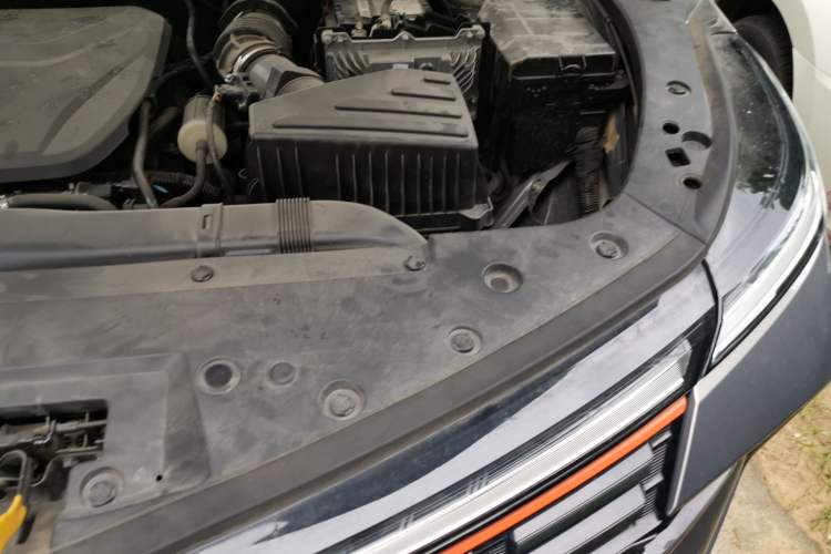 Used Haval XY 2022 1.5T Smart Edition Engine Bay Left