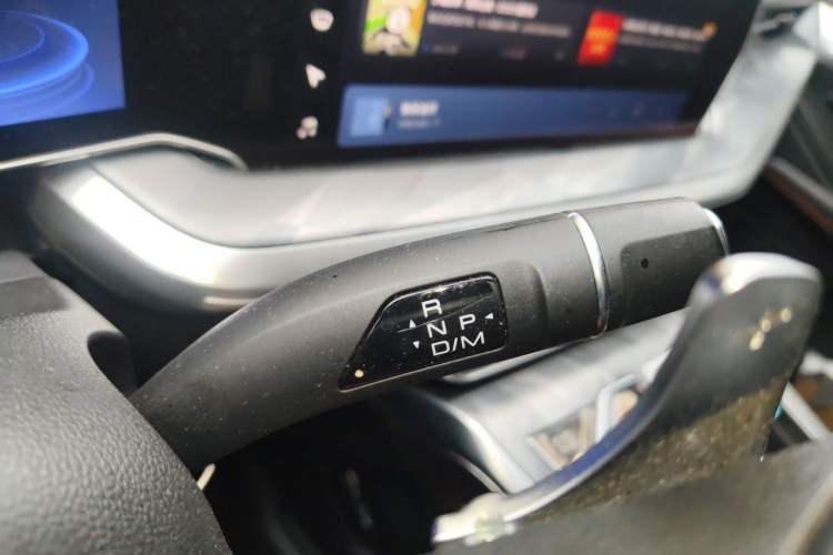 Used Haval XY 2022 2.0T Smart Edition Gear Lever