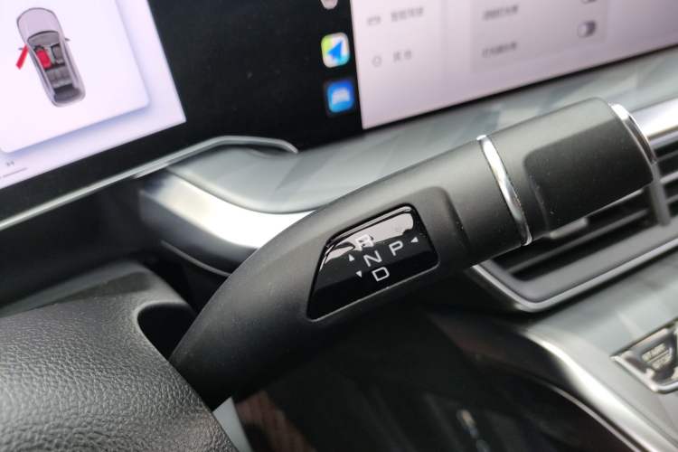 Used Haval XY 2022 1.5T Smart Edition Gear Lever