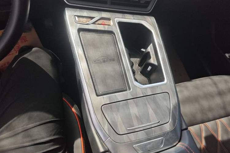 Used Haval XY 2022 1.5T Smart Edition Gear Lever