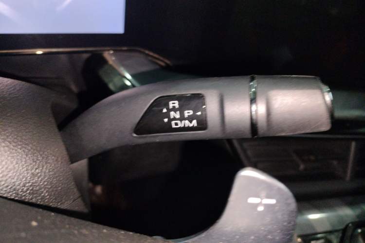 Used Haval XY 2022 2.0T ZhiZun All-Wheel-Drive Version Gear Lever