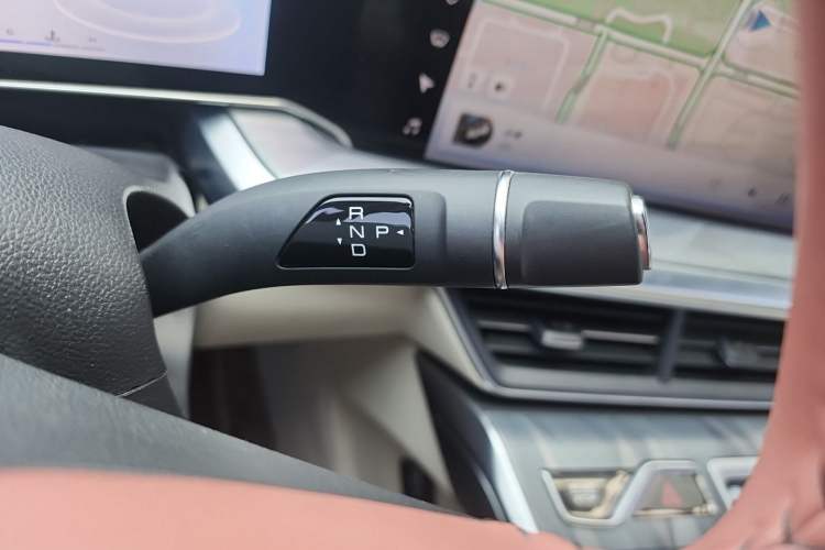 Used Haval XY 2022 1.5T ZhiZun Edition Gear Lever