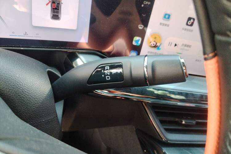 Used Haval XY 2022 1.5T ZhiZun Edition Gear Lever