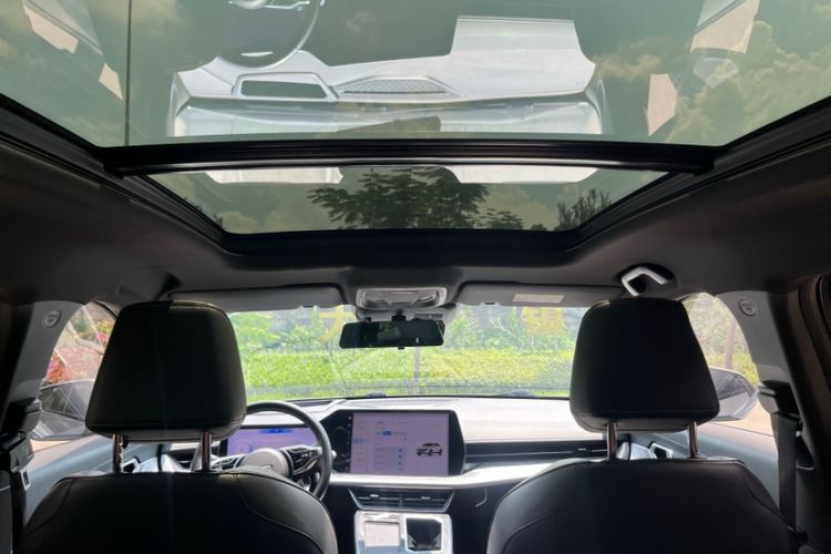 Used Haval XY 2022 2.0T Smart Edition Interior 10