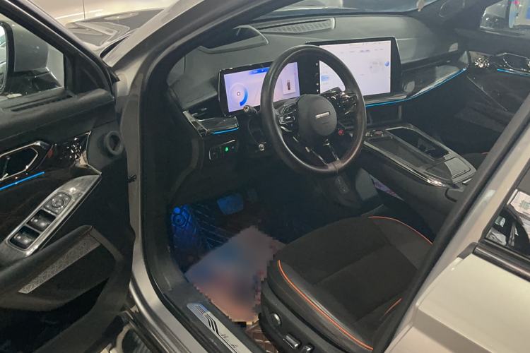 Used Haval XY 2022 2.0T ZhiZun All-Wheel-Drive Version Interior 2