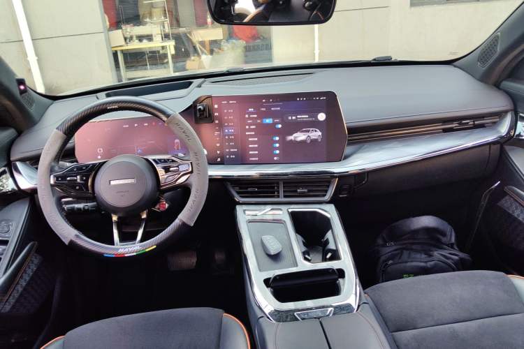 Used Haval XY 2022 2.0T ZhiZun All-Wheel-Drive Version Interior 2