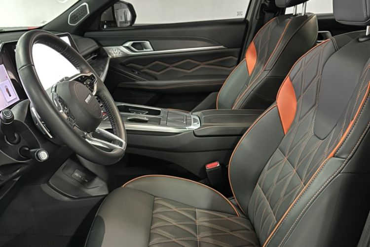Used Haval XY 2022 2.0T Smart Edition Interior 3