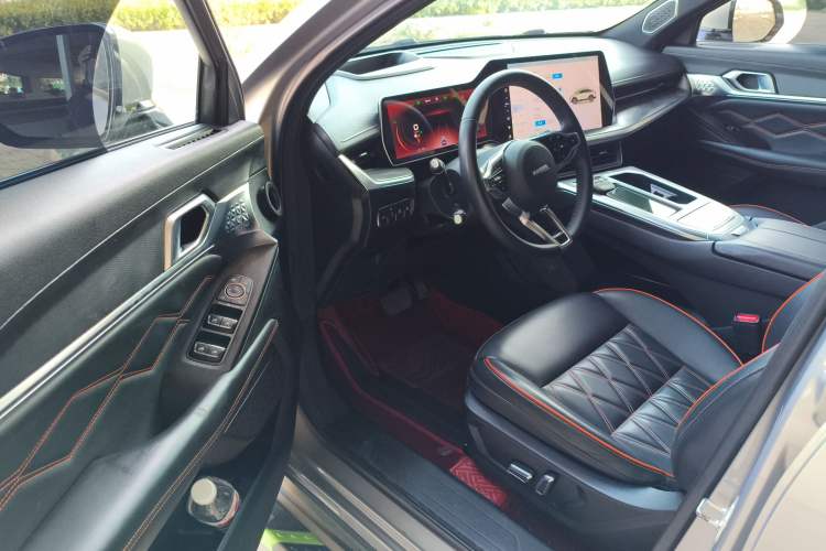 Used Haval XY 2022 1.5T Smart Edition Interior 3