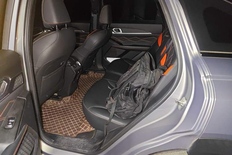 Used Haval XY 2022 1.5T Smart Edition Interior 4
