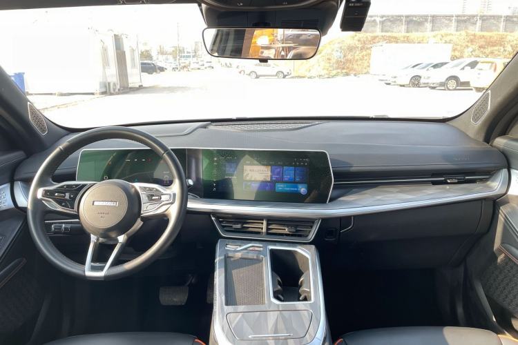 Used Haval XY 2022 1.5T Smart Leading Edition DHT Interior 4