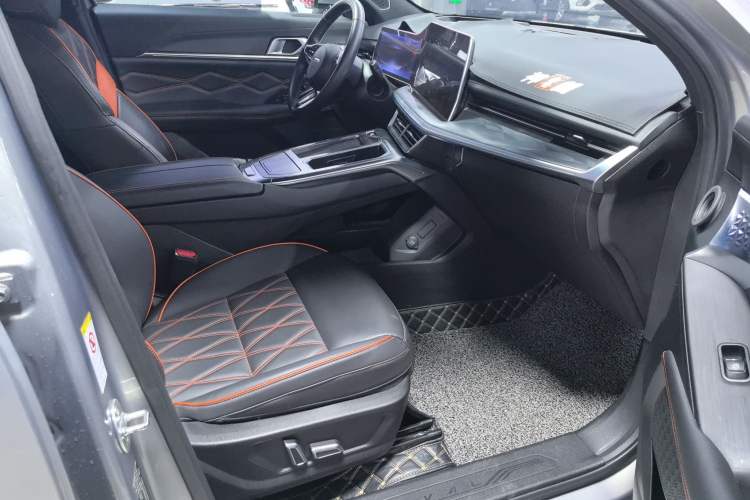 Used Haval XY 2022 1.5T Smart Edition Interior 5
