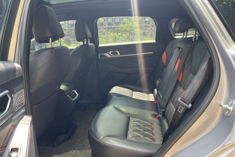 Used Haval XY 2022 2.0T Smart Edition Interior 9