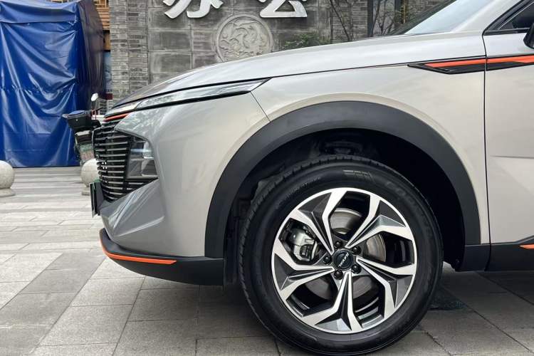 Used Haval XY 2022 1.5T Smart Edition Left Front Wheel Hub