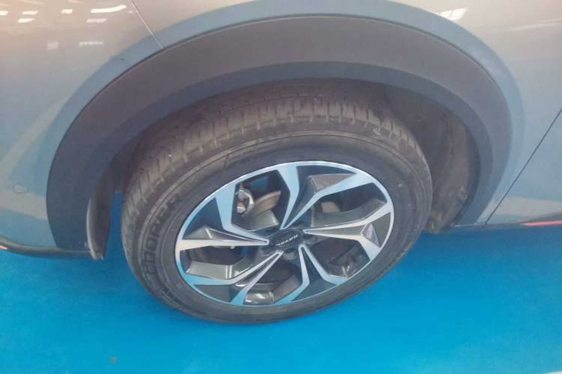 Used Haval XY 2022 2.0T ZhiZun All-Wheel-Drive Version Left Front Wheel Hub