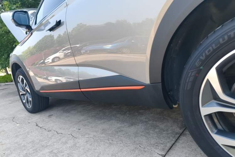 Used Haval XY 2022 1.5T Smart Edition Left Side Sill