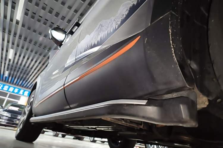 Used Haval XY 2022 1.5T Smart Engine DHT Left Side Sill
