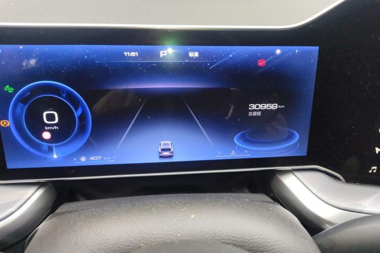 Used Haval XY 2022 2.0T Smart Edition Odometer Close Up
