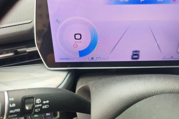 Used Haval XY 2022 2.0T Smart Edition Odometer Close Up
