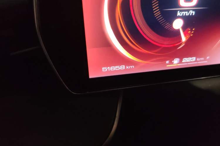 Used Haval XY 2022 1.5T Smart Edition Odometer Close Up