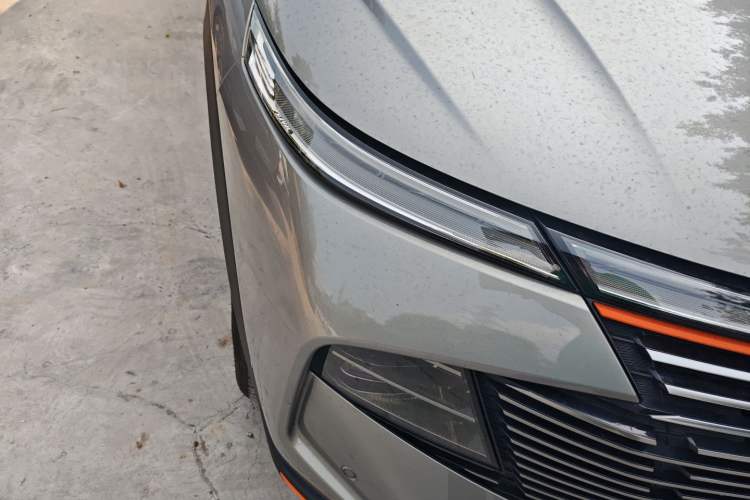 Used Haval XY 2022 2.0T ZhiZun All-Wheel-Drive Version Right Front Headlight