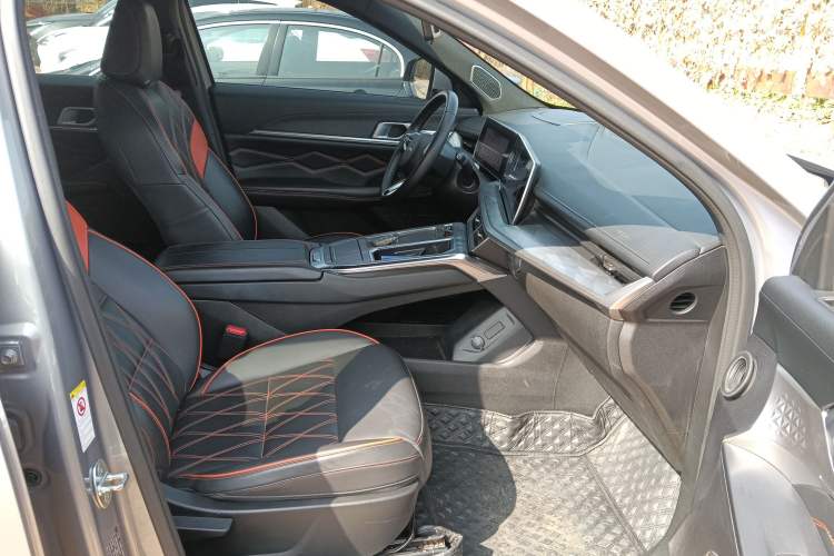 Used Haval XY 2022 1.5T Smart Leading Edition DHT Right Front Seat