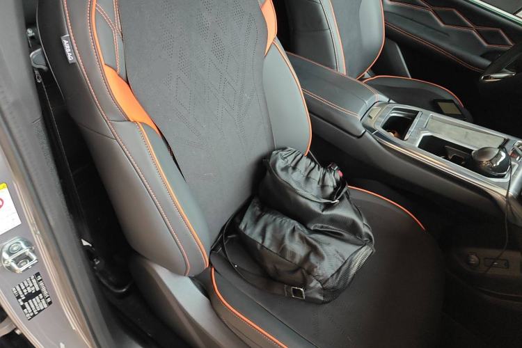Used Haval XY 2022 1.5T Smart Enjoyment Edition DHT Right Front Seat