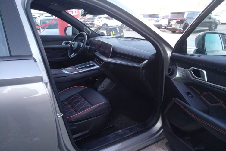 Used Haval XY 2022 1.5T Smart Leading Edition DHT Right Front Seat