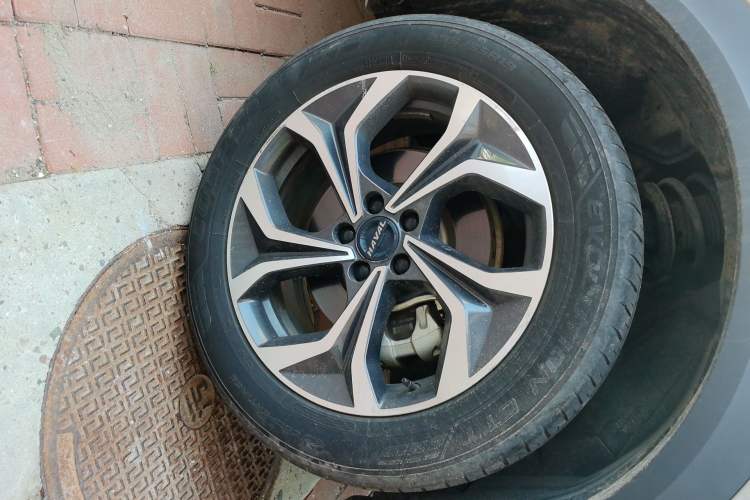 Used Haval XY 2022 1.5T Smart Edition Right Front Wheel Hub