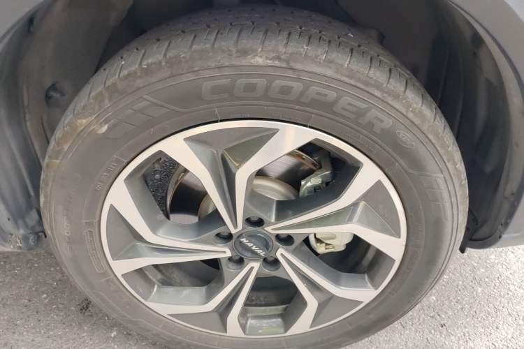 Used Haval XY 2022 1.5T ZhiZun Edition Right Front Wheel Hub