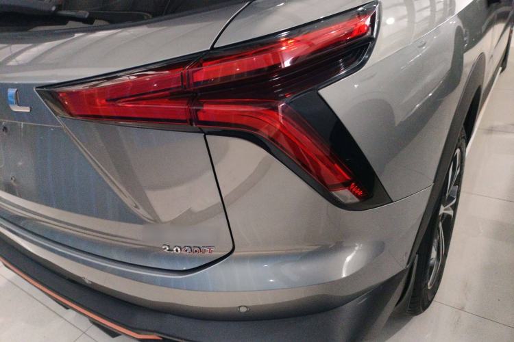 Used Haval XY 2022 2.0T ZhiZun All-Wheel-Drive Version Right Rear Taillight