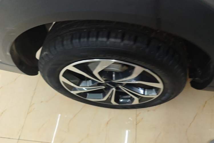Used Haval XY 2022 1.5T ZhiZun Edition Right Rear Wheel Hub