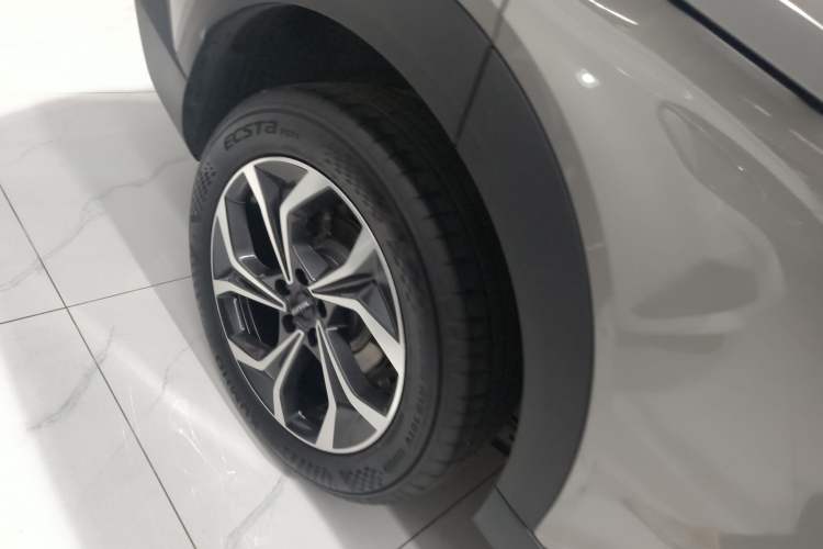 Used Haval XY 2022 2.0T Smart Edition Right Rear Wheel Hub