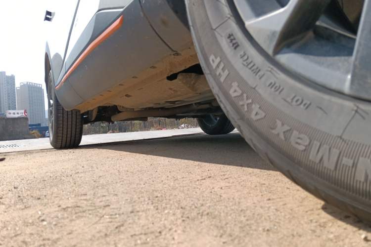 Used Haval XY 2022 1.5T Smart Leading Edition DHT Right Side Sill
