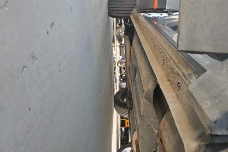 Used Haval XY 2022 1.5T Smart Edition Right Side Sill