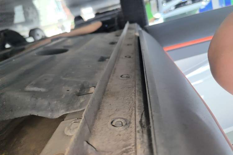 Used Haval XY 2022 1.5T ZhiZun Edition Right Side Sill