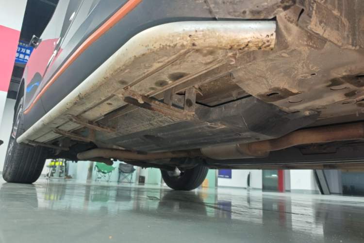 Used Haval XY 2022 1.5T Smart Edition Right Side Sill