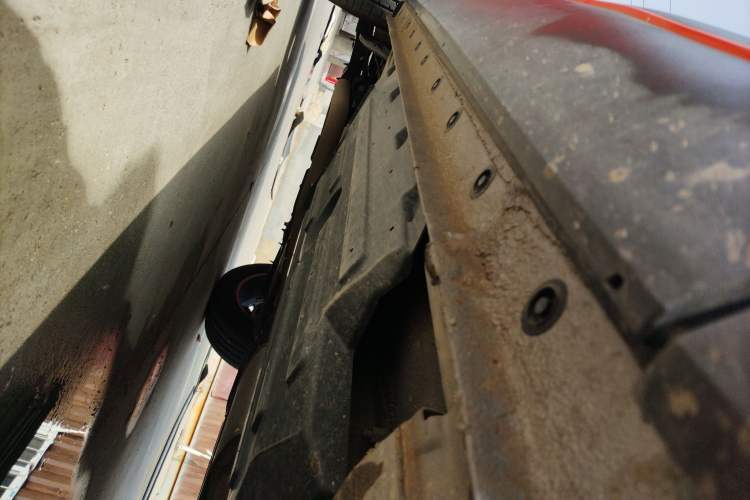 Used Haval XY 2022 1.5T Smart Edition Right Side Sill