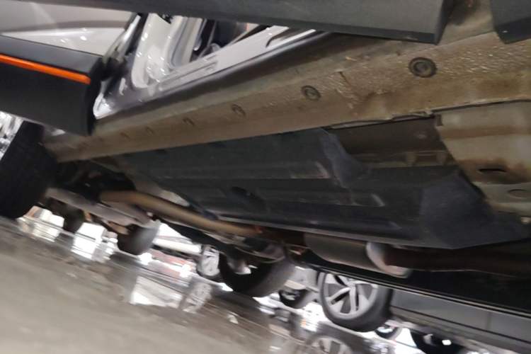 Used Haval XY 2022 1.5T Smart Edition Right Side Sill
